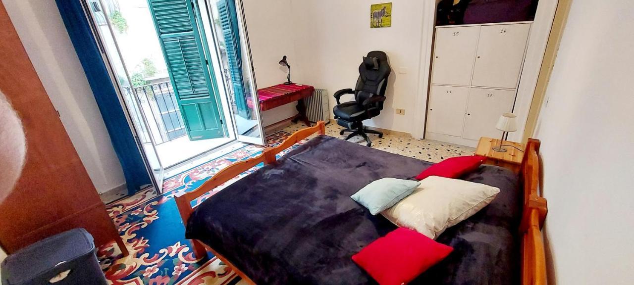 Vucciria'S Holiday Home Палермо Екстериор снимка